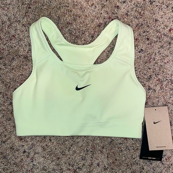 🏐NWT- XS Nike Victory Compression Sports Bra - Picture 1 of 6